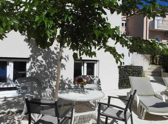 Salvia Apartment *